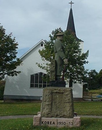 Trenton War Cenotaph - Click here for a closer view.