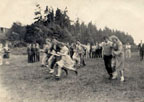 Gunshop Picnic, 1943