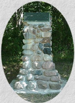 Stone cairn